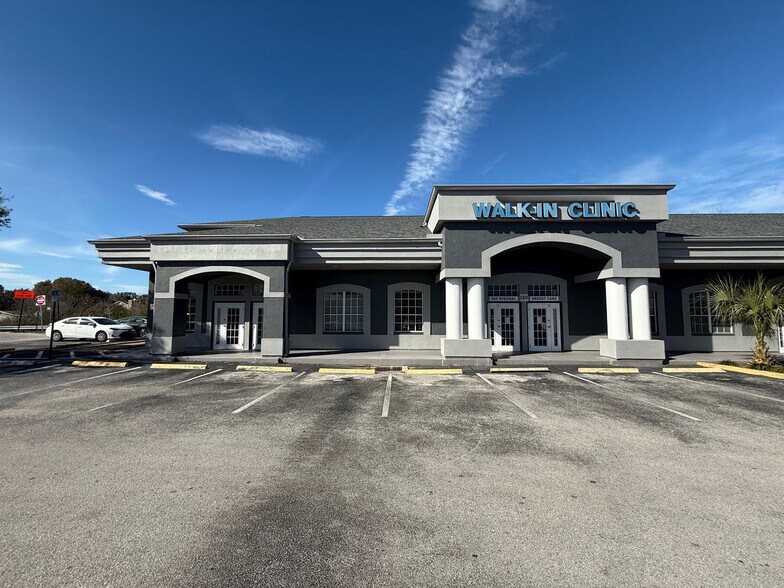 More Photos Of 2815 Alt 19, Palm Harbor Office For Lease
