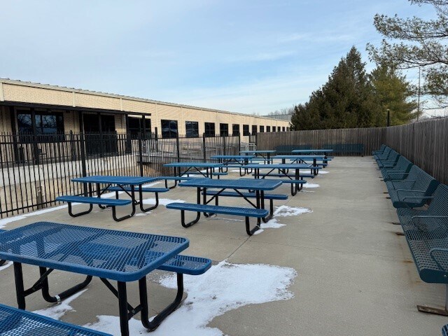 More Photos Of 1720 E Primrose St, Springfield Office For Lease