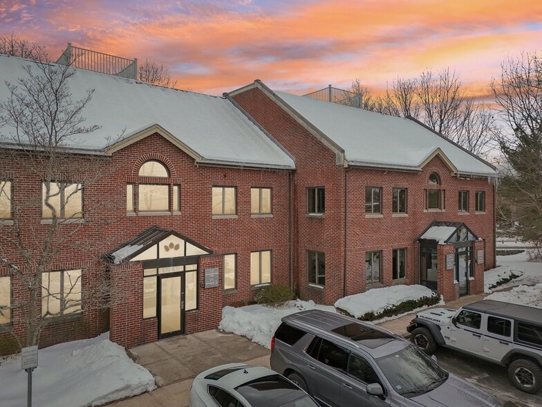 More Photos Of 100 Conifer Hill Dr, Danvers Office For Sale