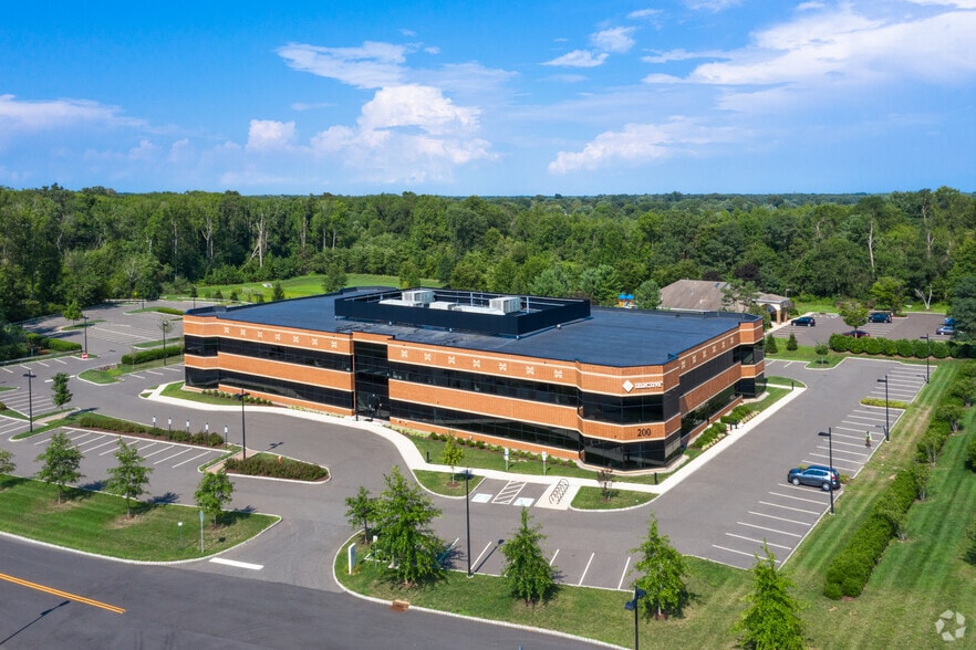 More Photos Of 200 Clocktower Dr, Hamilton Loft Creative Space For Lease