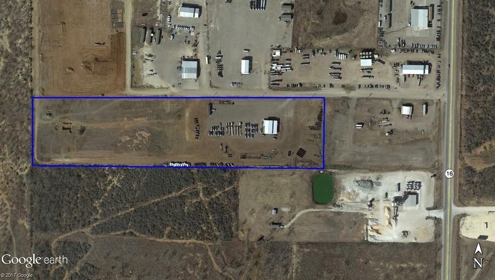 More Photos Of 193 Welco Ln, Jourdanton Warehouse For Sale