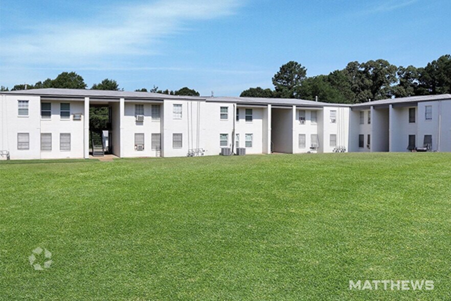 More Photos Of 1300 14th St, Mccomb Apartments For Sale