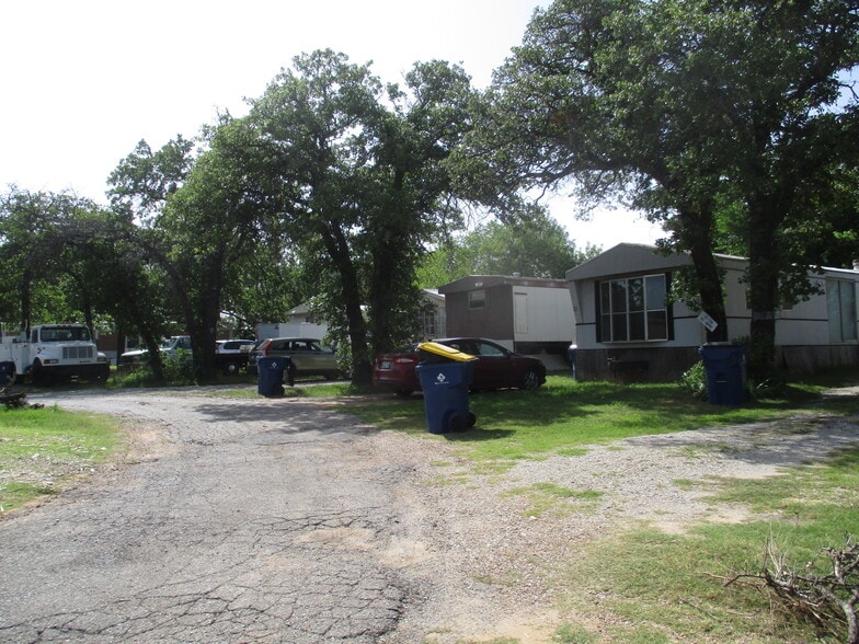 More Photos Of 1401 N Choctaw Rd, Choctaw Manufactured Housing Mobile Home Park For Sale