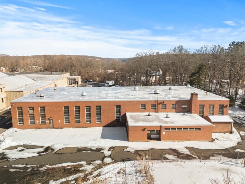 More Photos Of 251 Freestone Ave, Portland Manufacturing For Sale