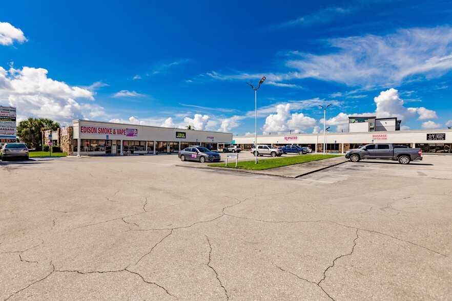 Primary Photo Of 4434-4458 S Cleveland Ave, Fort Myers Freestanding For Sale