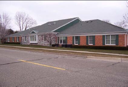 More Photos Of 21599 W 11 Mile Rd, Southfield Medical For Sale