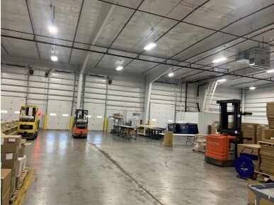 More Photos Of 591 N Dekora Woods Blvd, Saukville Unknown For Lease