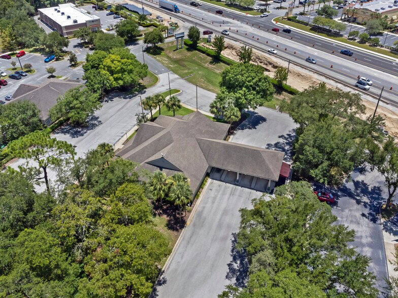 More Photos Of 431 US-441, Lady Lake Bank For Lease
