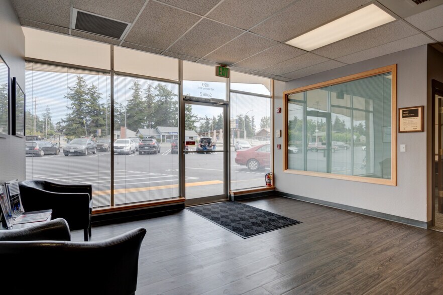 More Photos Of 499 NE Midway Blvd, Oak Harbor Office For Sale