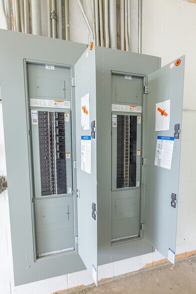 More Photos Of 8713 E Main, Midwest City Light Distribution For Sale