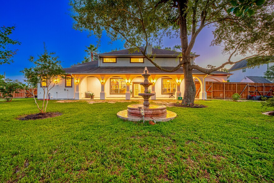 More Photos Of 21832 Rayford Rd, Humble Office For Sale
