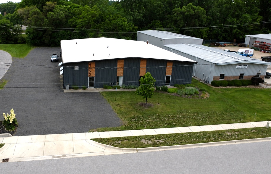 More Photos Of 4460-4462 Roger B Chaffee Memorial Blvd, Grand Rapids Warehouse For Sale