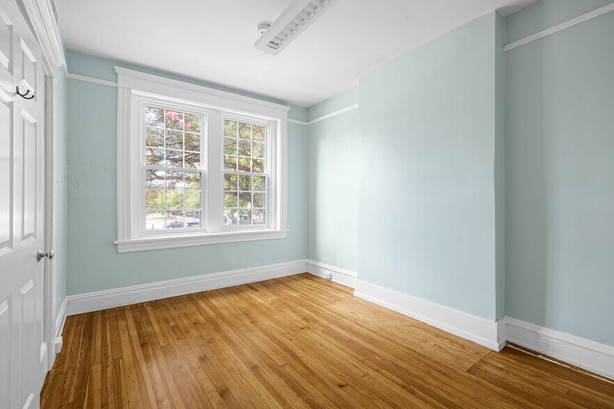 More Photos Of 1312 W Main St, Richmond Office For Lease