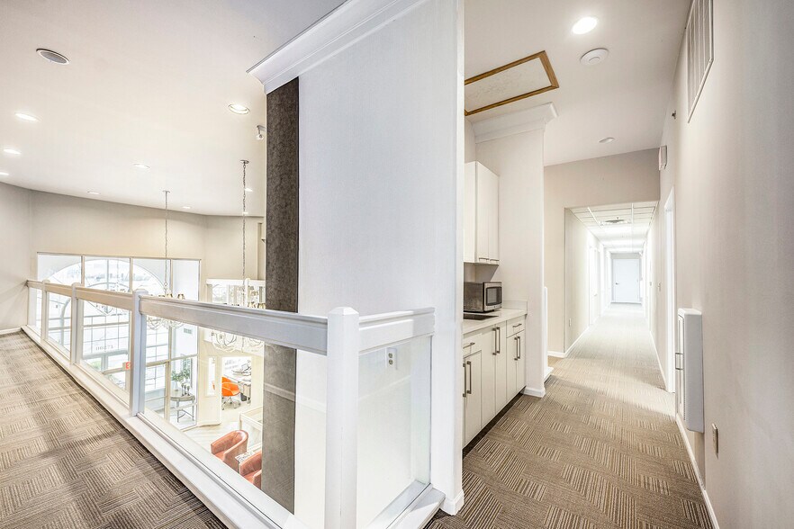 More Photos Of 47800 Gratiot Ave, Chesterfield Medical For Lease