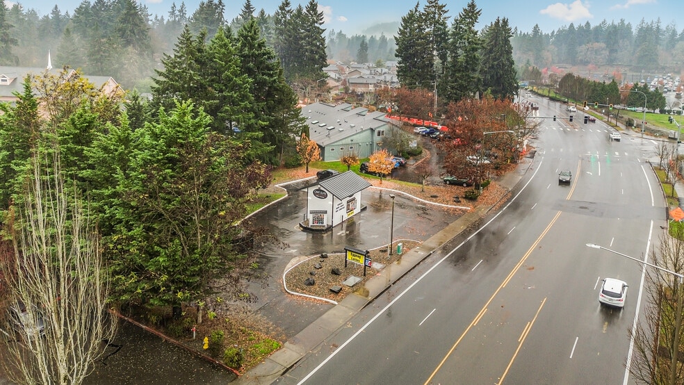 More Photos Of 7214 Bridgeport Way W, Lakewood Freestanding For Sale