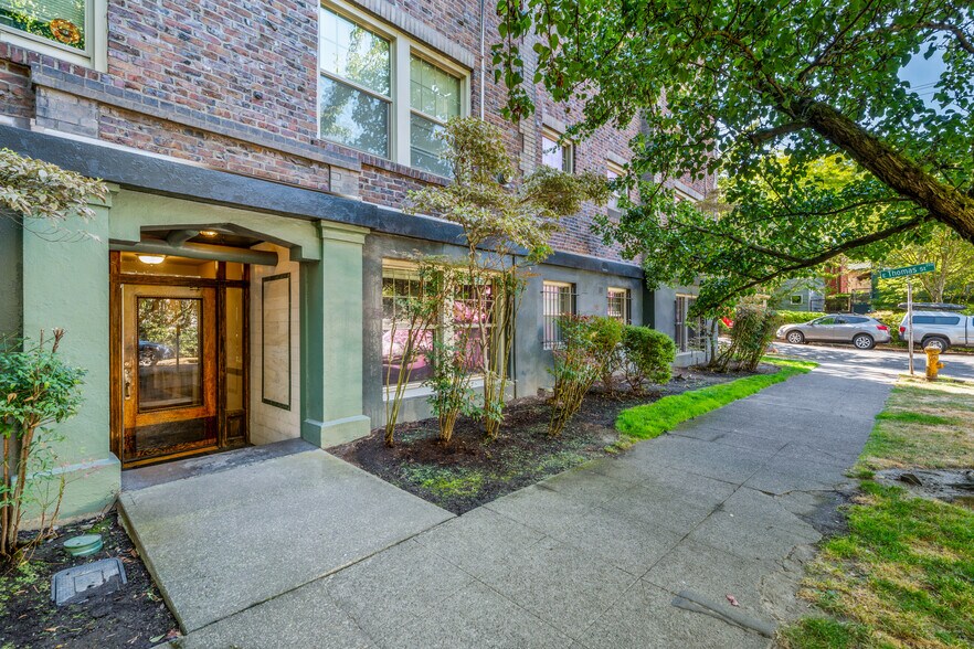 More Photos Of 1052 E Thomas St, Seattle Apartments For Sale