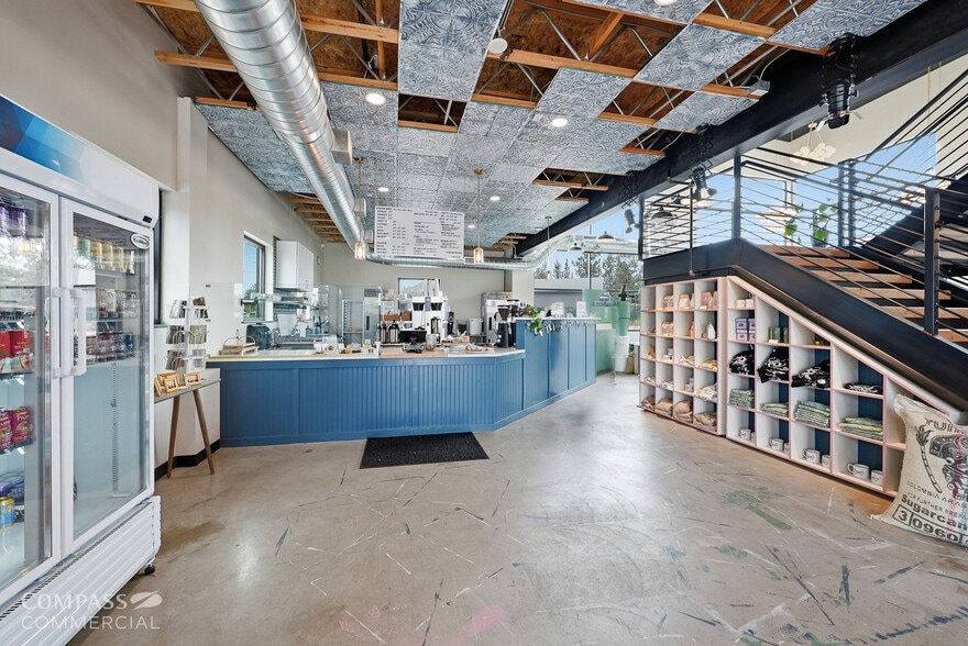 More Photos Of 575 SE 9th St, Bend Unknown For Lease