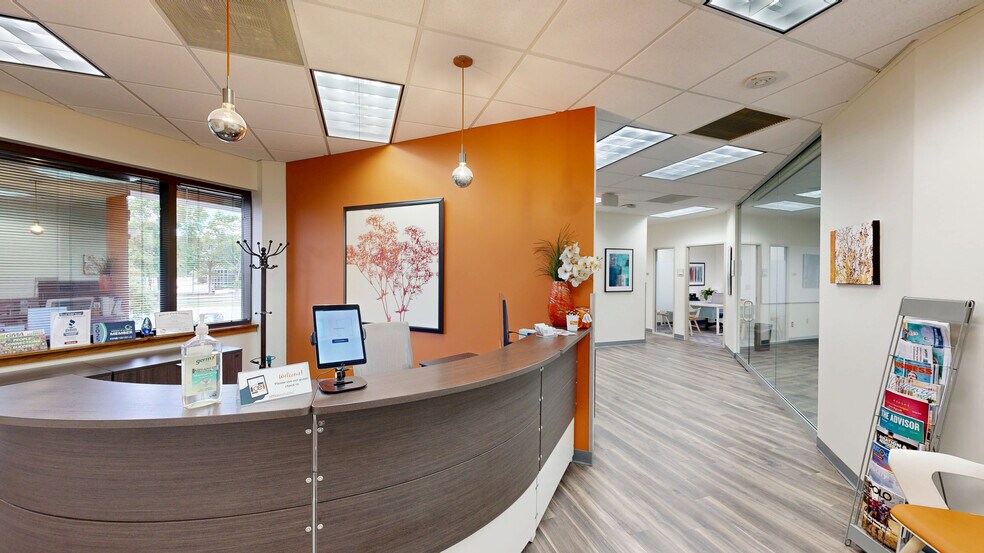 Primary Photo Of 806 Green Valley Rd, Greensboro Coworking Space