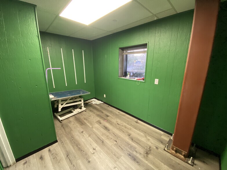 More Photos Of 14 N Main St, Pearl River General Retail For Lease