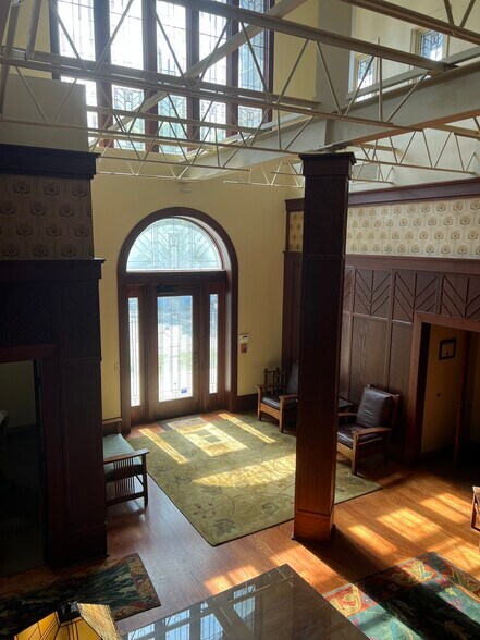 More Photos Of 1354 N Laura St, Jacksonville Coworking Space