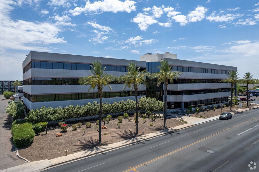More Photos Of 5353 N 16th St, Phoenix Office For Lease