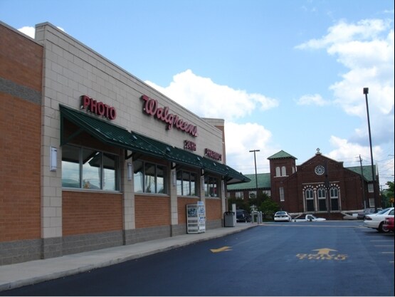 More Photos Of 207 N Fayetteville St, Asheboro Drugstore For Sale