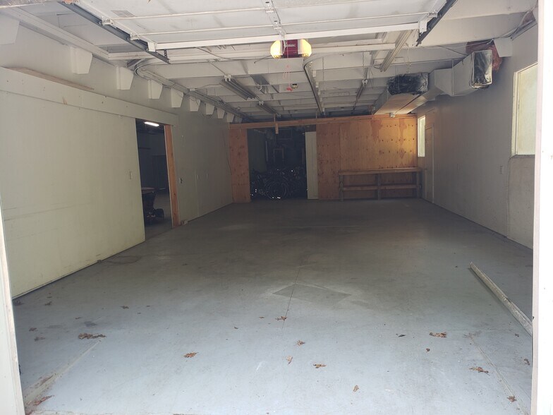 More Photos Of 348 Hokum Rock Rd, South Dennis Warehouse For Sale