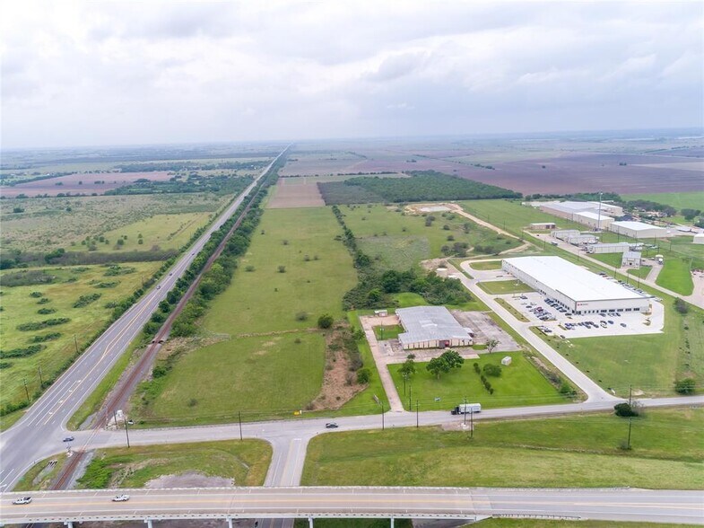 More Photos Of 2245 Randon Dyer, Rosenberg Warehouse For Sale