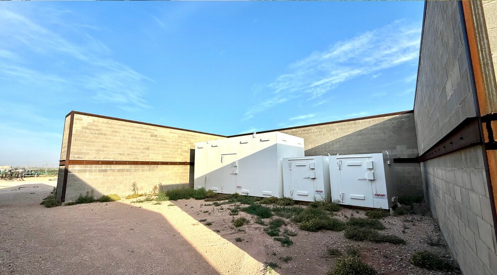More Photos Of 11000 W County Road 72, Midland Distribution For Lease