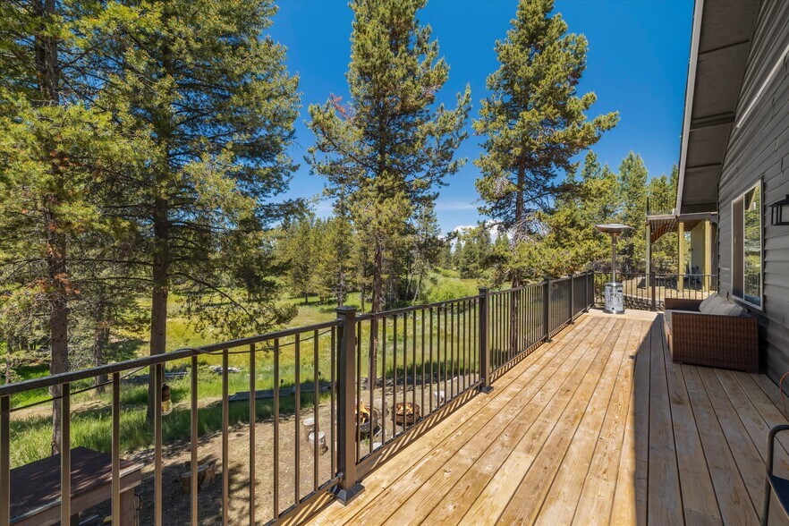 More Photos Of 53345 Riverview Dr, La Pine Multifamily For Sale