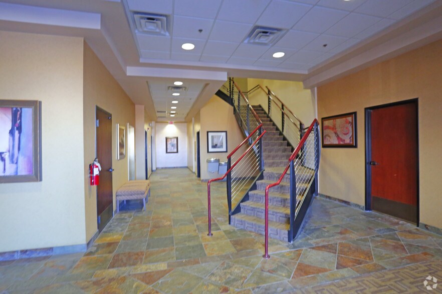 More Photos Of 3005 W Horizon Ridge Pky, Henderson Medical For Lease