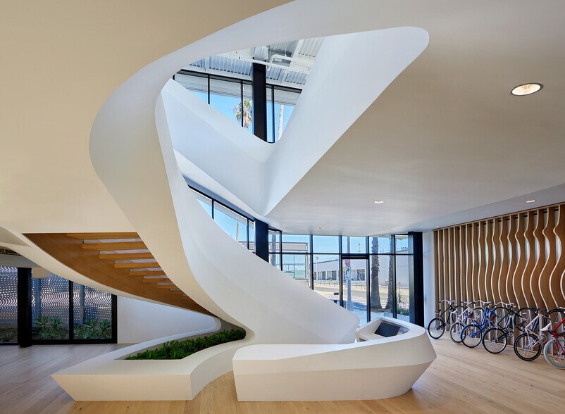 More Photos Of 1221 Colorado Ave, Santa Monica Office For Sale