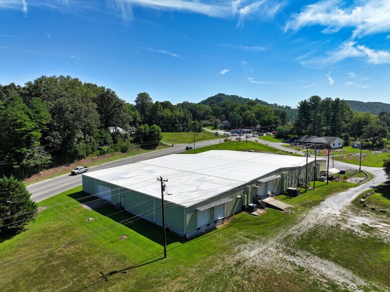 More Photos Of 3100 S Hwy 226, Marion Light Manufacturing For Lease