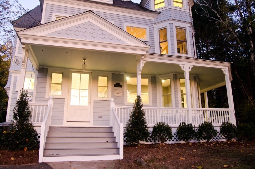 More Photos Of 31 Imperial Ave, Westport Loft Creative Space For Lease