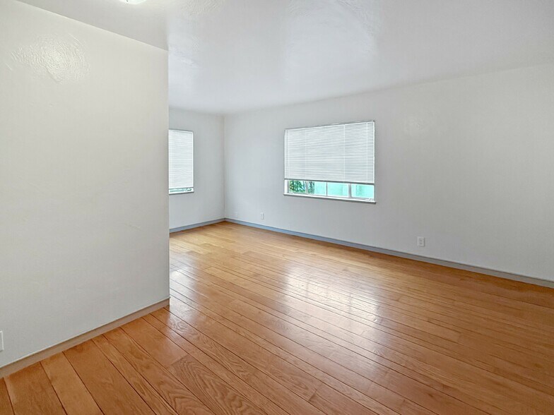 More Photos Of 1919 Curtis St, Berkeley Apartments For Sale