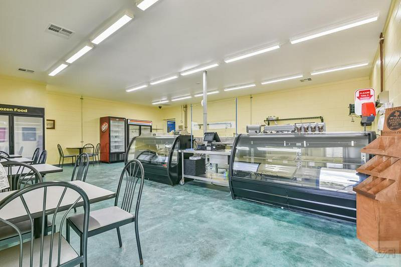 More Photos Of 5717 Stewart Rd, Galveston Restaurant For Sale