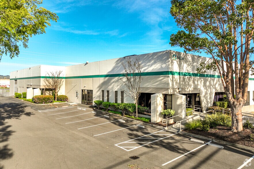 More Photos Of 14054-14072 Catalina St, San Leandro Unknown For Lease