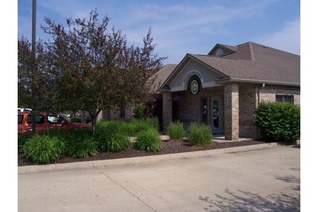 More Photos Of 3741 Rome Dr, Lafayette Medical For Lease