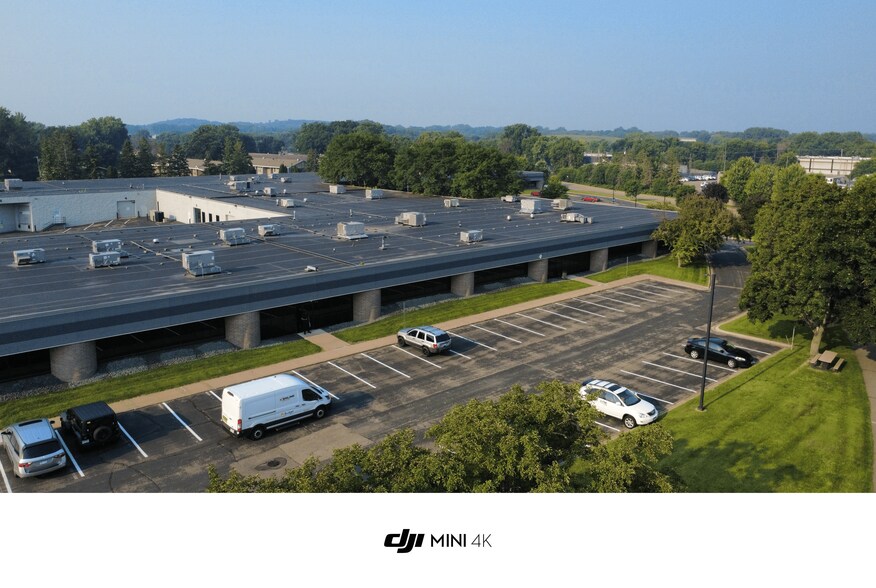 More Photos Of 700-865 5th St S, Hopkins Flex For Sale