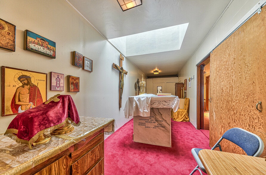 More Photos Of 326 Park St, Salinas Religious Facility For Sale