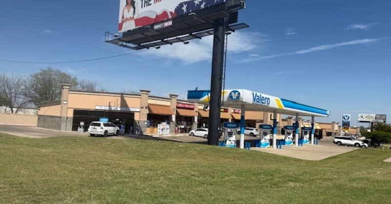 Primary Photo Of 305 E Stan Schlueter Loop, Killeen Storefront Retail Office For Sale