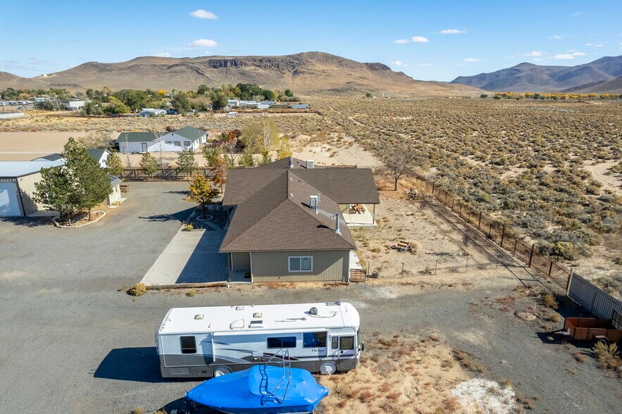 More Photos Of 70 S Rainbow Dr, Dayton Self Storage For Sale