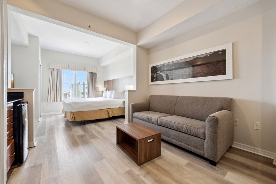 More Photos Of 7383 Universal Blvd, Orlando Hospitality For Sale