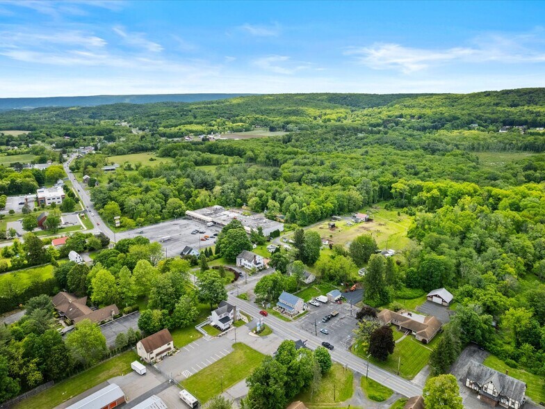 More Photos Of 1830 Route 209, Brodheadsville Office For Sale