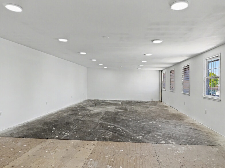 More Photos Of 3700 E Cesar E Chavez Ave, Los Angeles Storefront Retail Office For Sale