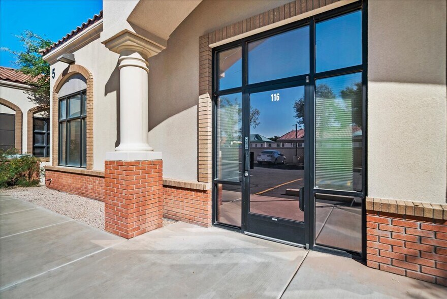 More Photos Of 428 S Gilbert Rd, Gilbert Office For Sale