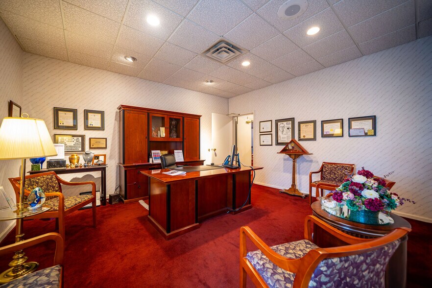 More Photos Of 2990 Bethel Rd, Columbus Funeral Home For Sale
