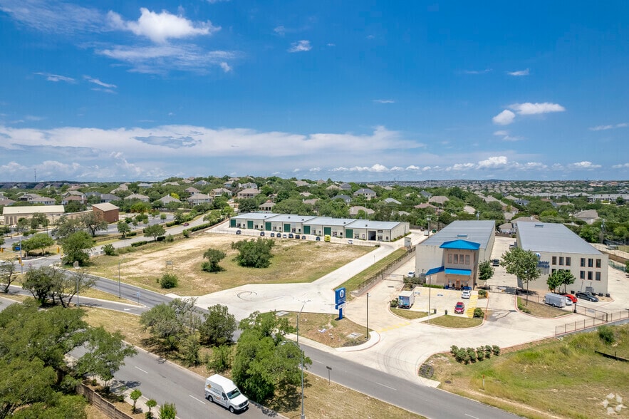 More Photos Of 3623 E Evans Rd, San Antonio Light Distribution For Lease