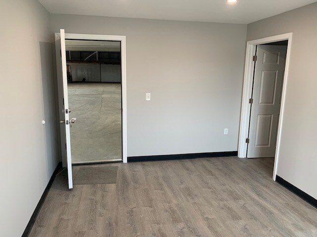 More Photos Of 1611 Pennsylvania Ave, Linden Distribution For Lease