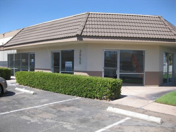 More Photos Of 3855 S Valley View Blvd, Las Vegas Auto Repair For Lease